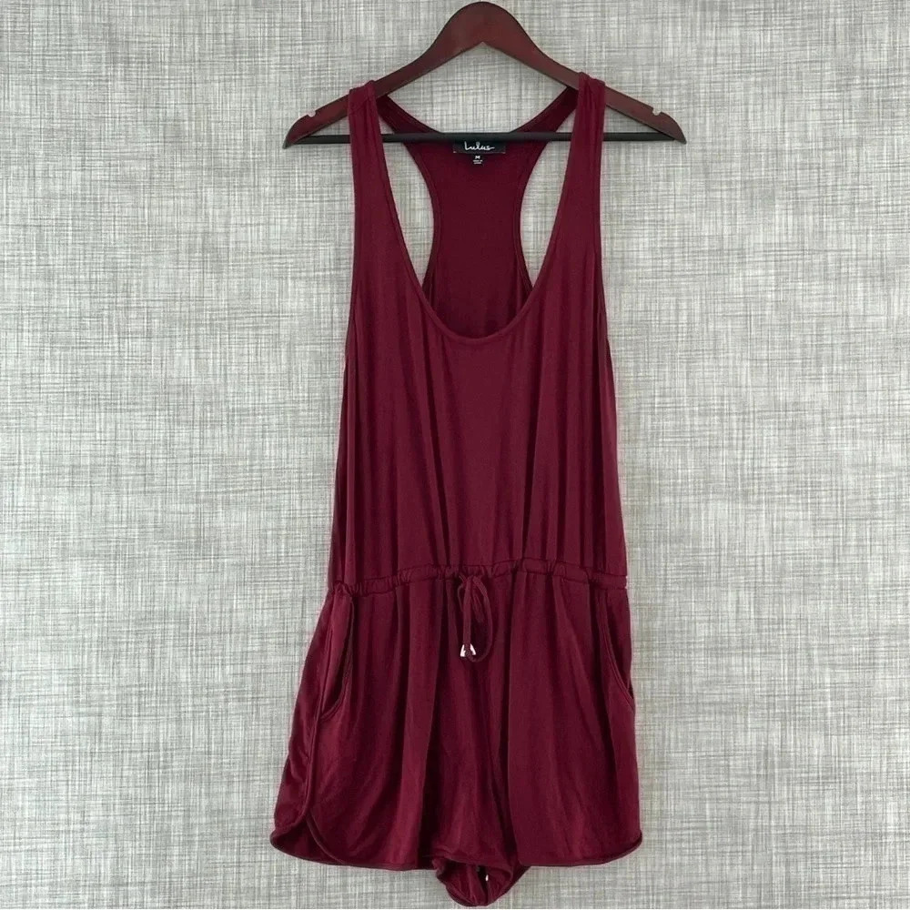 Lulu's Razor back Scoop neck tank Romper Elastic tied waist Women's M 8896/b